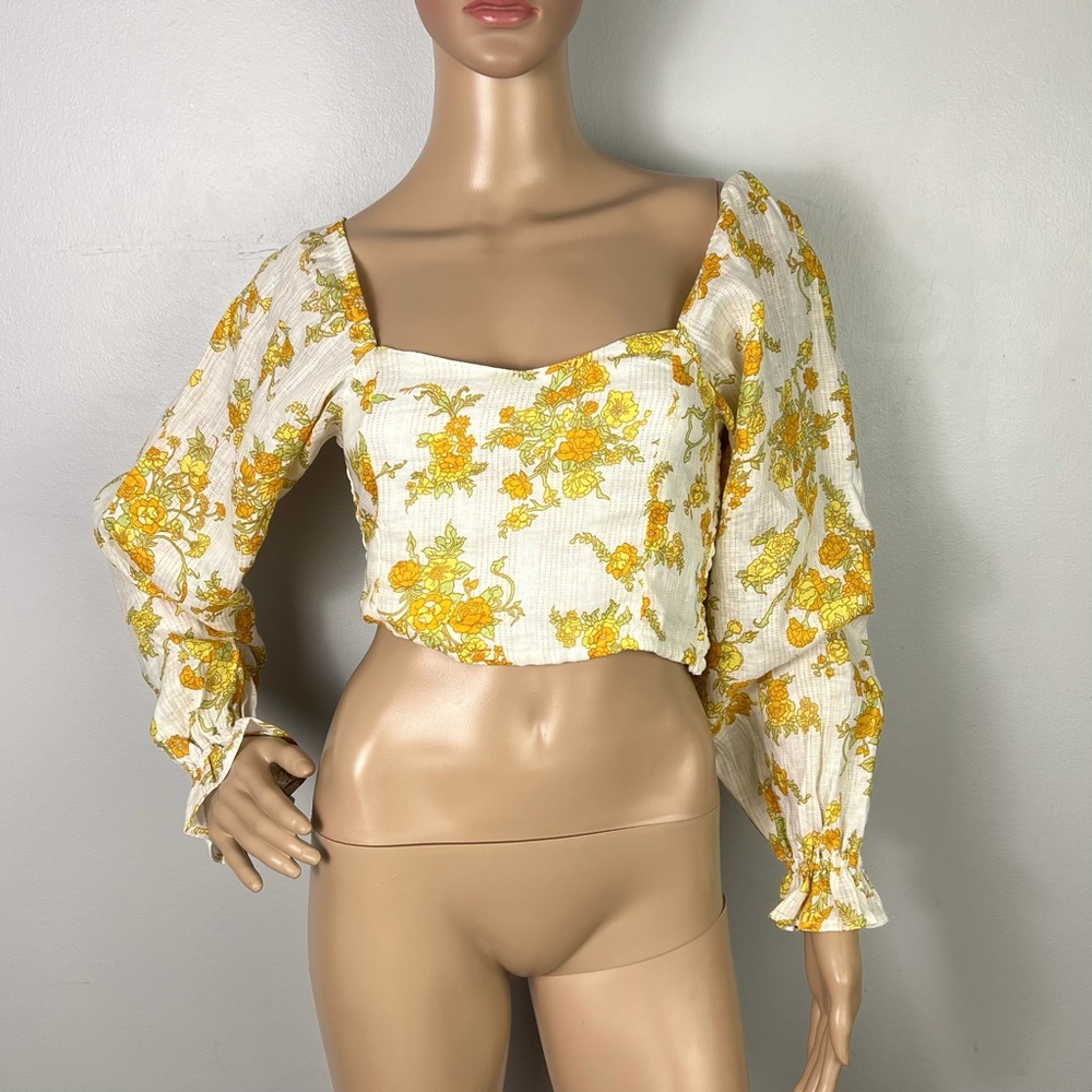 NEW FAITHFULL THE BRAND REVOLVE FLORAL PRINT LINEN CROP TOP - Picture 2 of 10